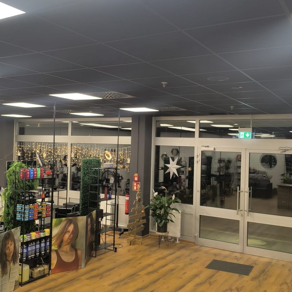 PHOTO-2025-12-13-19-06-03 4